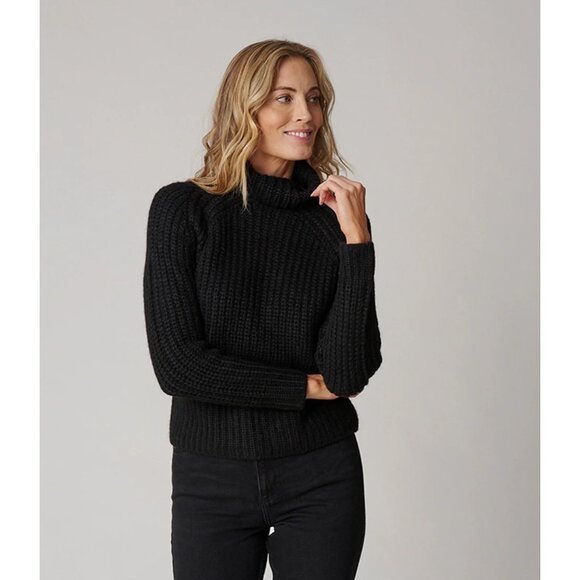 Pacas Black Chunky Knit Turtleneck Sweater | Alpaca Wool Blend | Made in Peru | - Picture 1 of 8